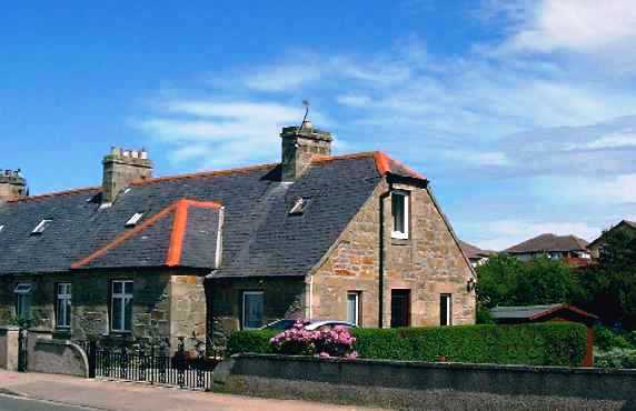 Taigh-togalach, Burghead holiday  
cottage, Moray